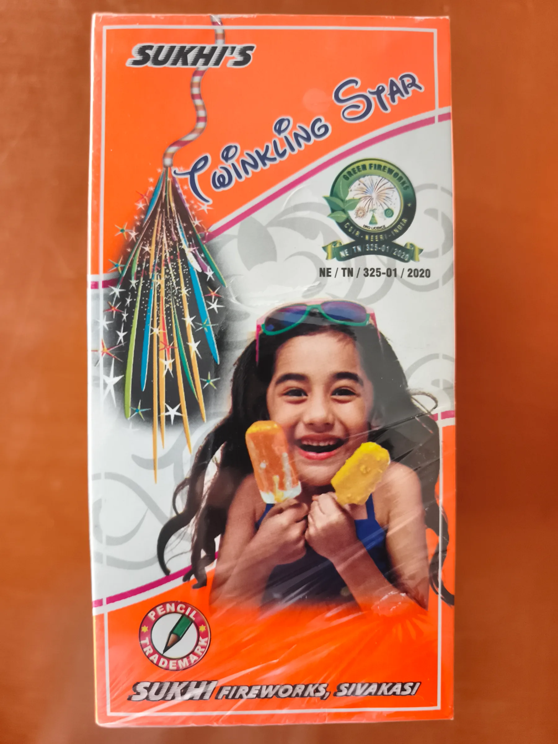 1 1/2' Twinkling Star