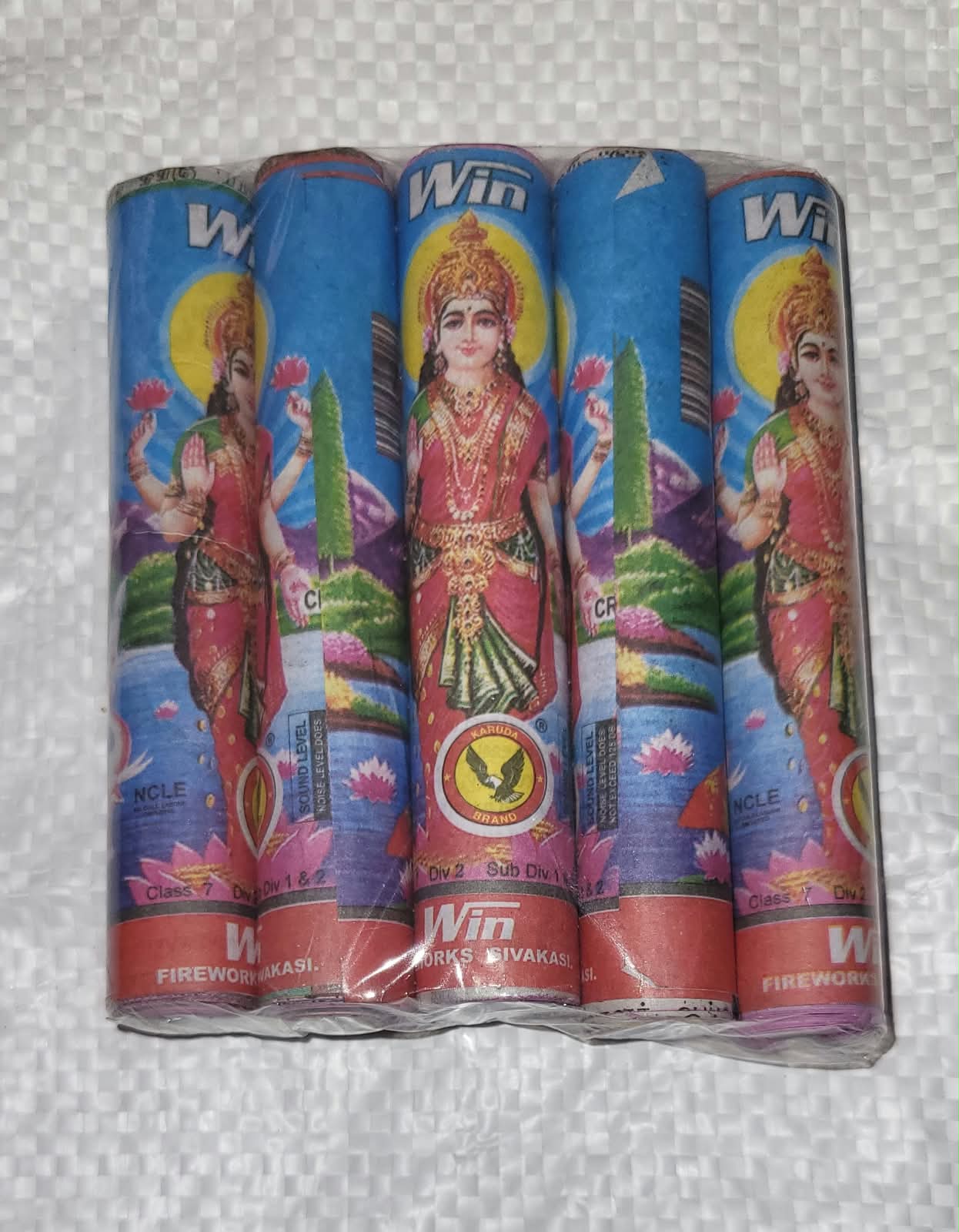 4′ Lakshmi Deluxe